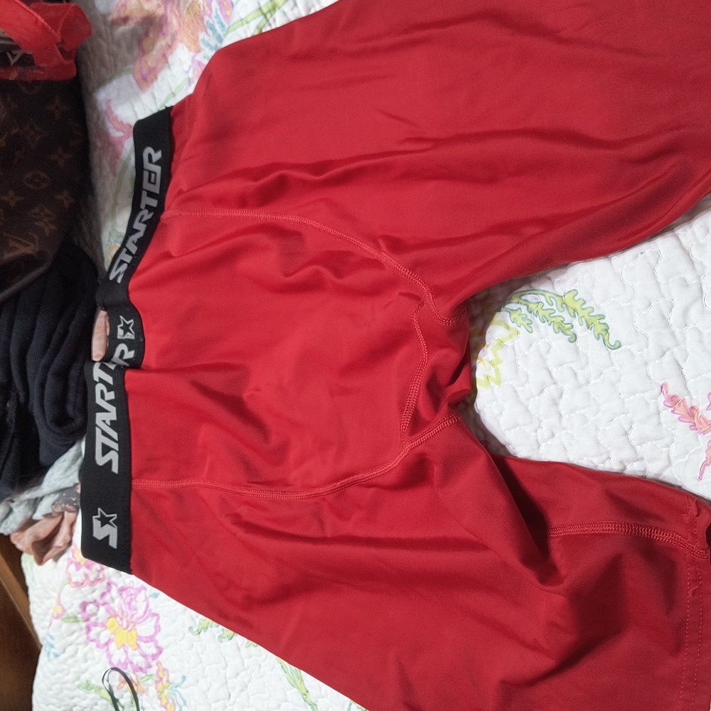 Starter size L briefs - Picture 2 of 2